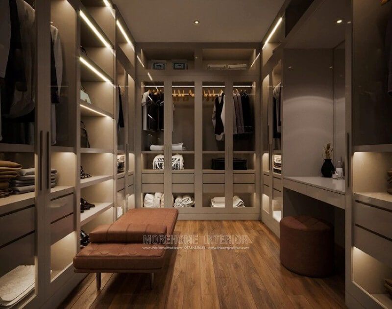 Tủ quần áo ấn tượng với cách bố trí đảm bảo mọi công năng nhưng vẫn giữ không gian thông thoáng, gọn gàng.